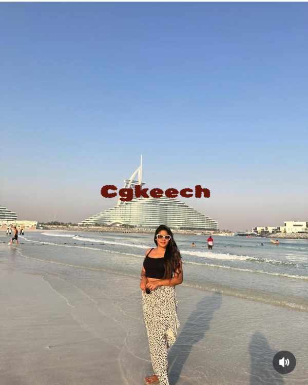 Reserve Kota Girls For A Fun Evening